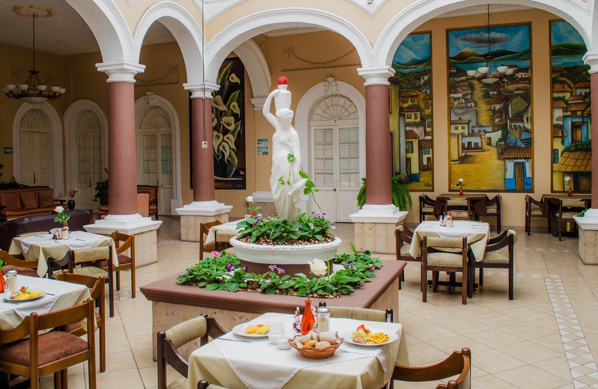 Hotel Posada Regis Guadalajara Extérieur photo