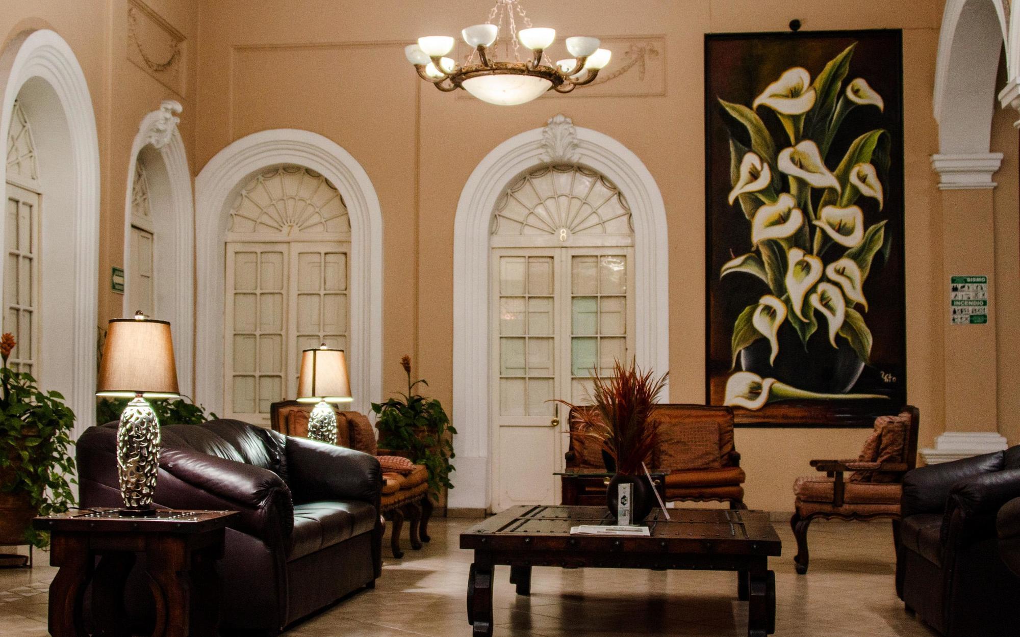 Hotel Posada Regis Guadalajara Extérieur photo