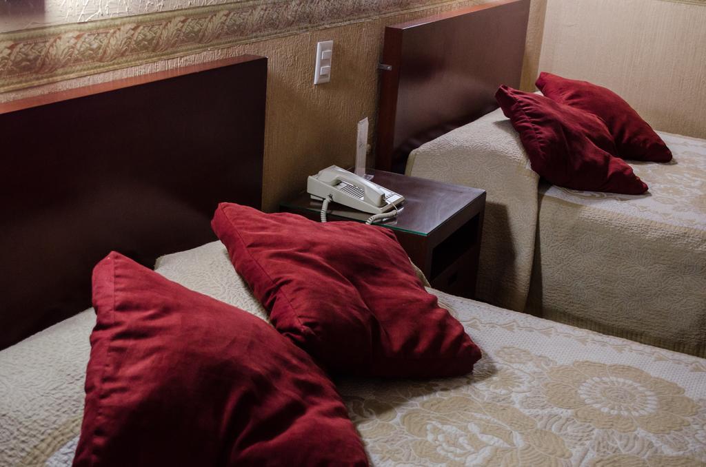 Hotel Posada Regis Guadalajara Extérieur photo